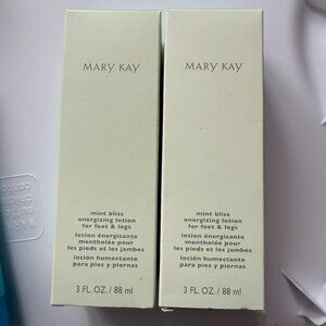 Mary Kay Mint Bliss energizing lotion - lot of 2!